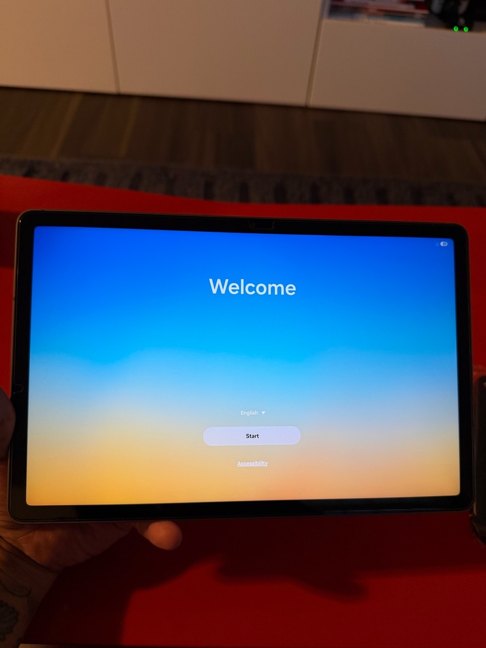 Samsung Galaxy Tab S9 FE 5G Unlocked 128GB + S Pen & Keyboard